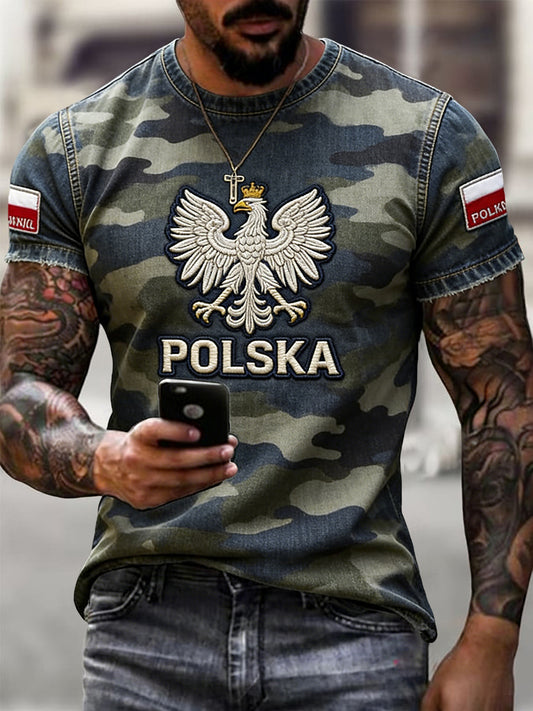 Męski koszulka retro z polskim orłem, abstrakcyjnym kamuflażem, na co dzień