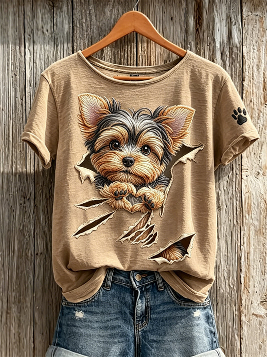 Damska koszulka z krótkim rękawem Peeking Yorkshire Terrier Dog from Torn Crack Print