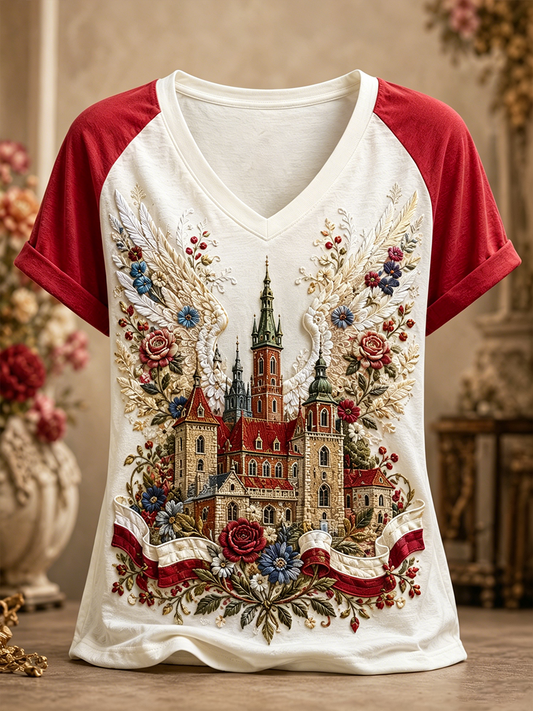 Damski t-shirt w Polsce z dekoltem w serek i odkrytymi ramionami, z krótkim rękawem