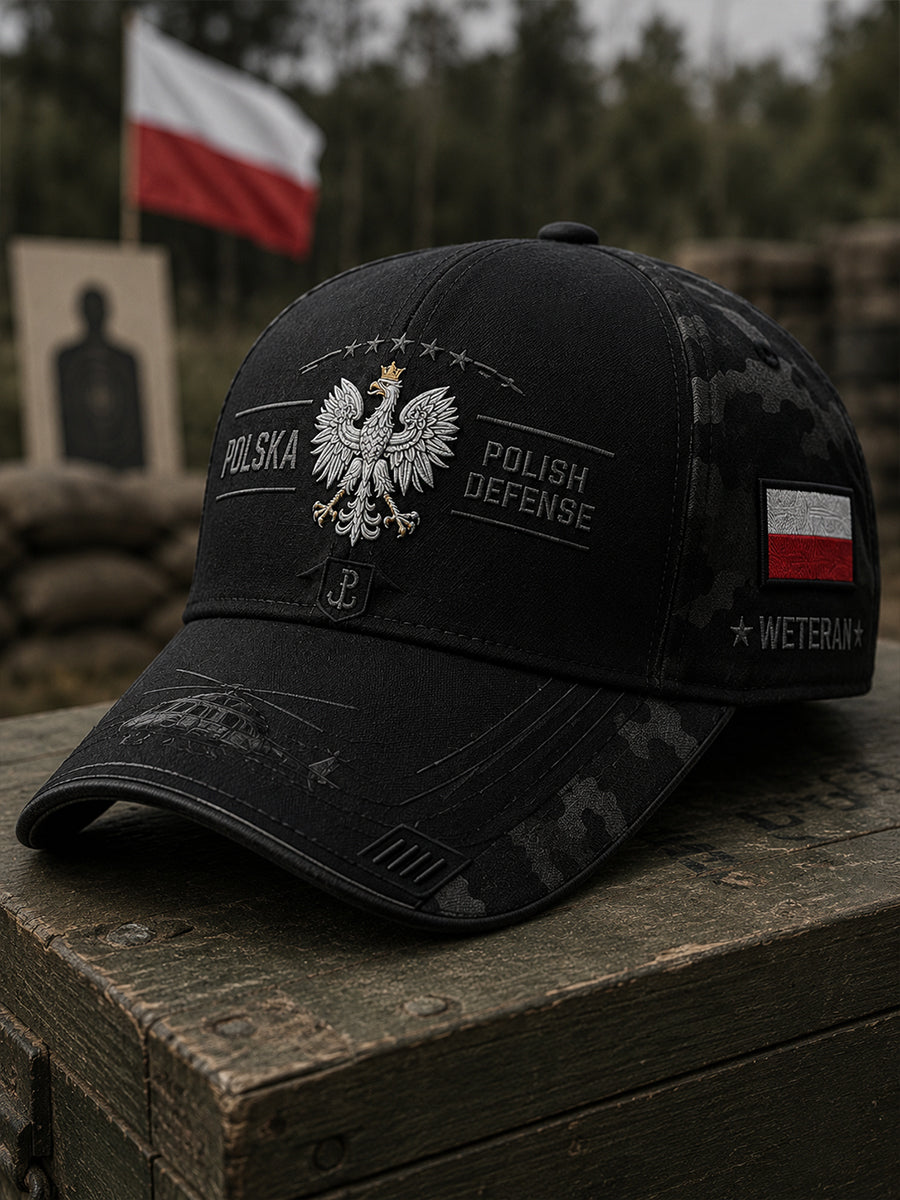 Kapelusz z nadrukiem wojskowym w stylu vintage